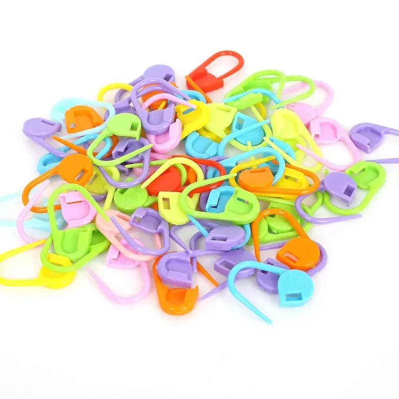 

100 Pcs/Pack Mini Knitting Crochet Locking Stitch Markers Can Baby Greeting Card Plastic Markers Holder Needle Clip Craft