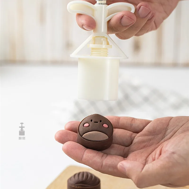 3D Chestnut Shape Mooncake Mold Cute Cute Chestnut Hand Pressure Pastry Maker Plunger Cutter Cake Pastry Decoration baking Tools