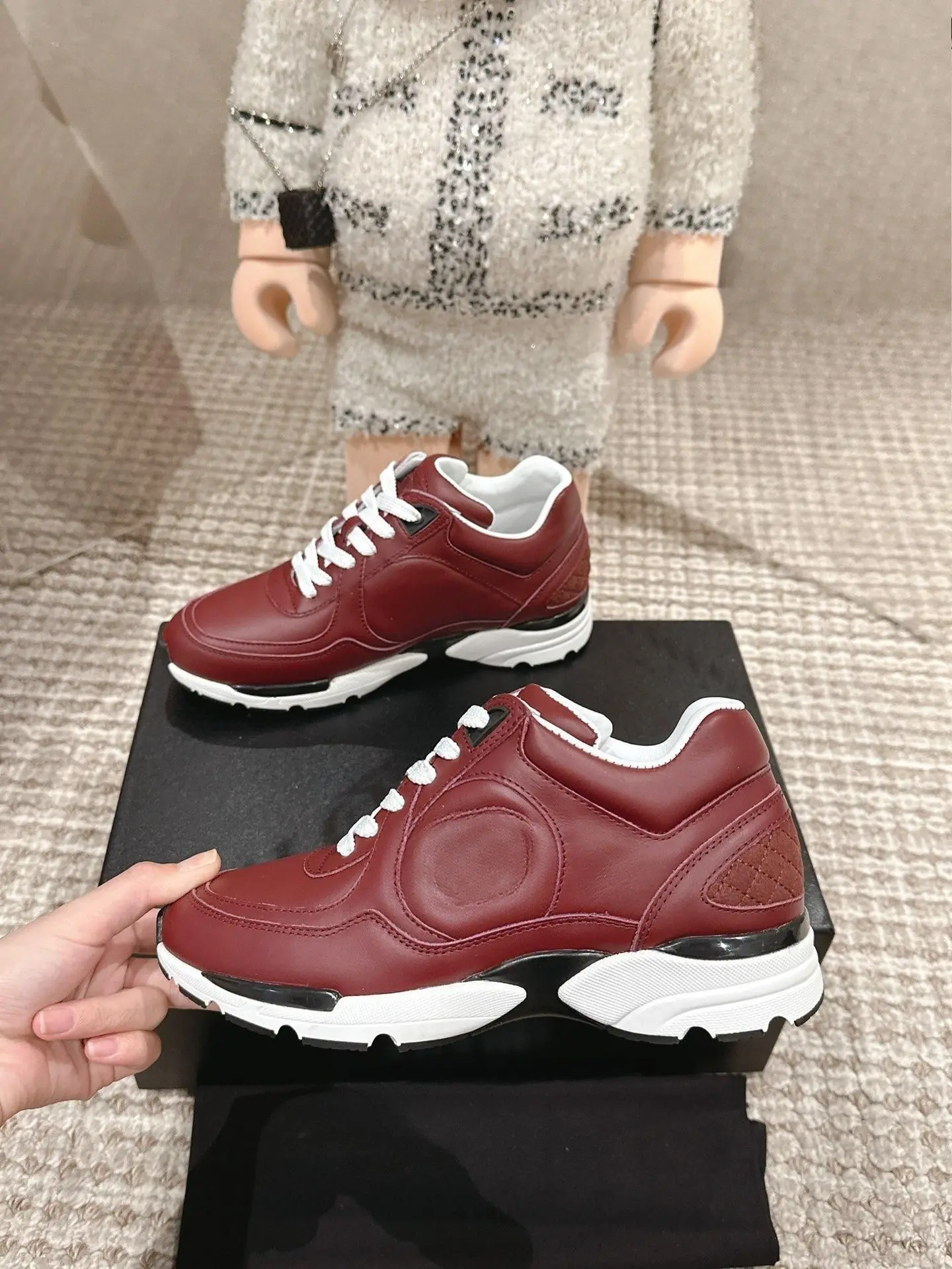 Dark Red Vintage Men Women Skateboard Shoes High Top Casual Skate Sneakers Canvas Lace Up Couple Board Shoes Non Slip Wear Resistant Autumn Winter Retro Youth Daily Commute Sports Footwear
