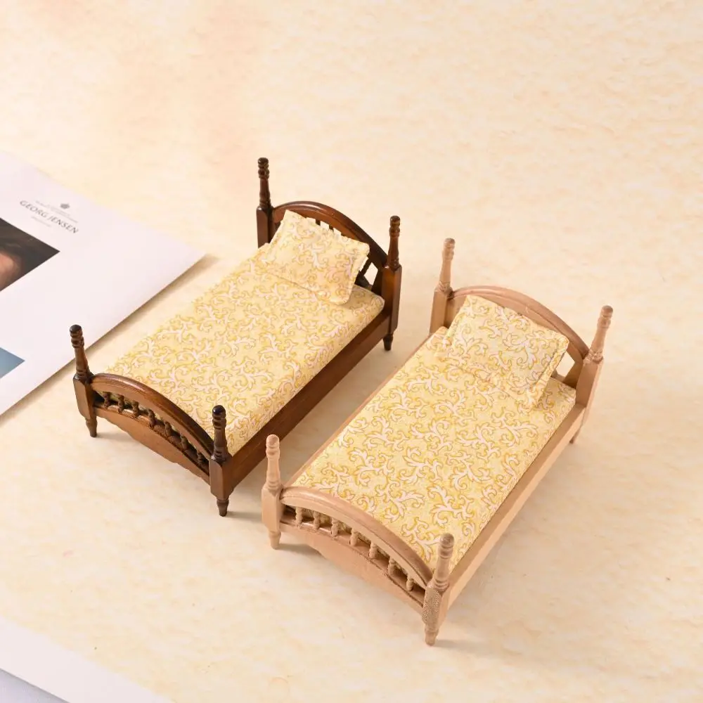

1:12 Dollhouse Wood Bed Bedroom Scene Decor Miniature Wood Bed Ornaments Model Living Simulation Single Bed Accessories