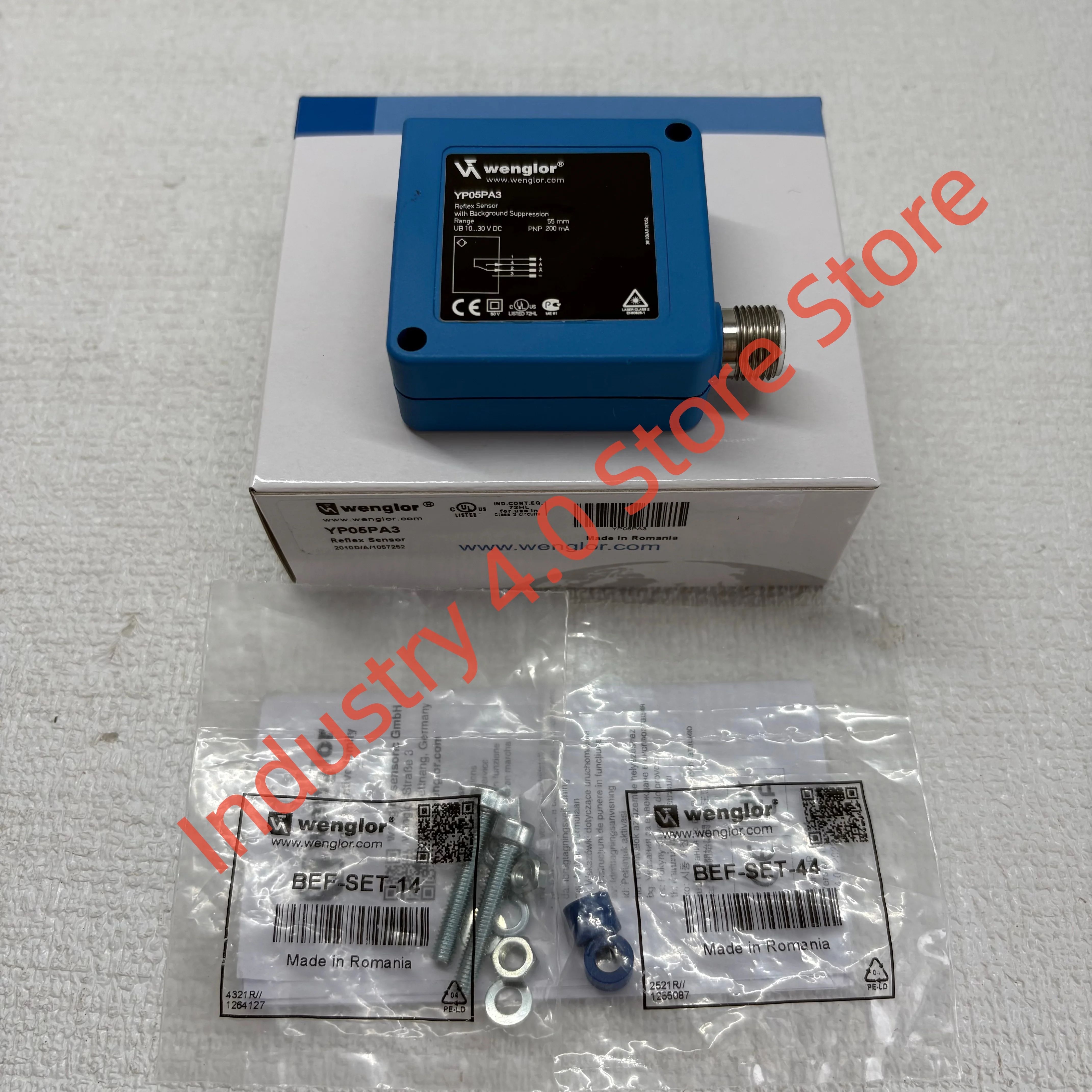 New photoelectric sensor YP05PA3  in box
