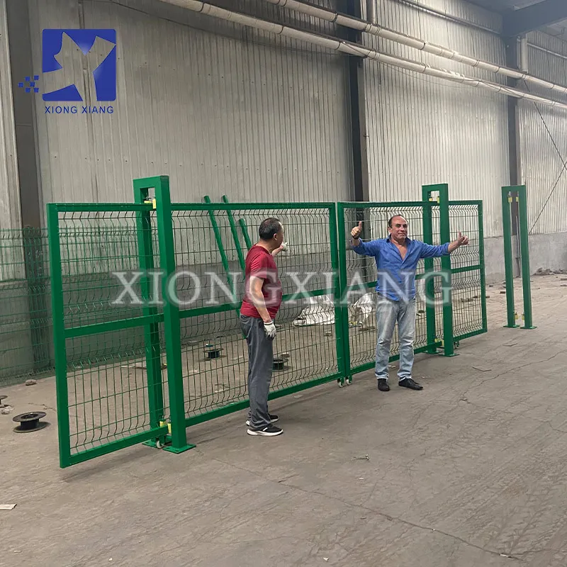 مخصص. تجميعها بسهولة عالية الجودة 3D منحني شبكة سلكية ملحومة سياج لوحة شبكة السياج