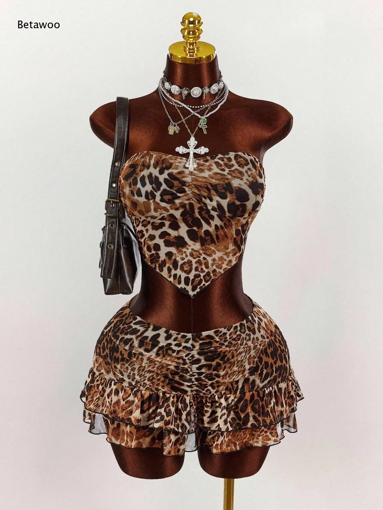 Women Strapless Heart Shaped Crop Top and Ruffled Mini Skirt Leopard Print Casual Ladies Two Piece Outfit