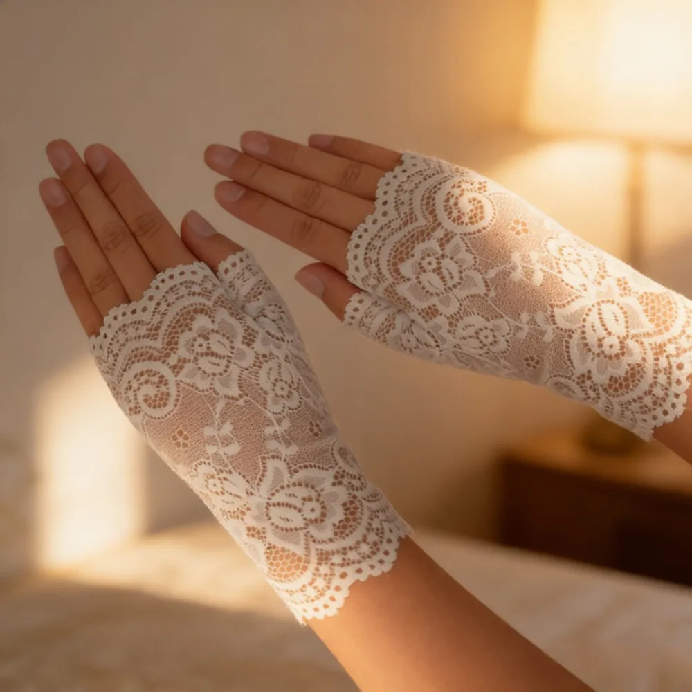 

Spring Summer Fingerless Mittens Outdoor Sunscreen Driving Gloves Fashion Half Finger Lace Gloves Women Dance Short Gloves