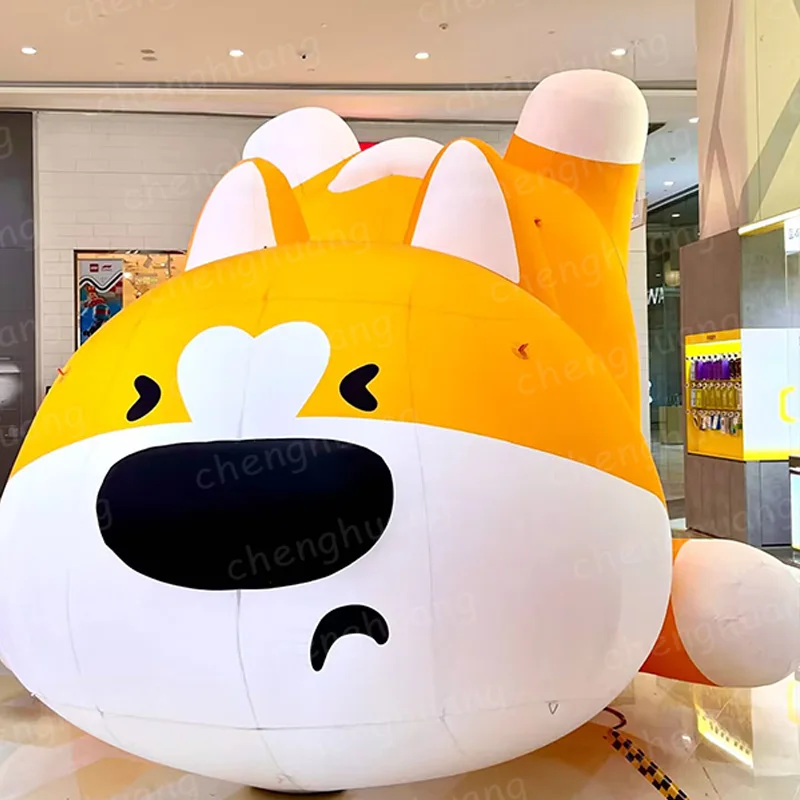 送風機付きの膨脹可能な愚かな犬、動物ベースのエアモデル、屋外広場やショッピングモールのプロモーションおよび装飾小道具