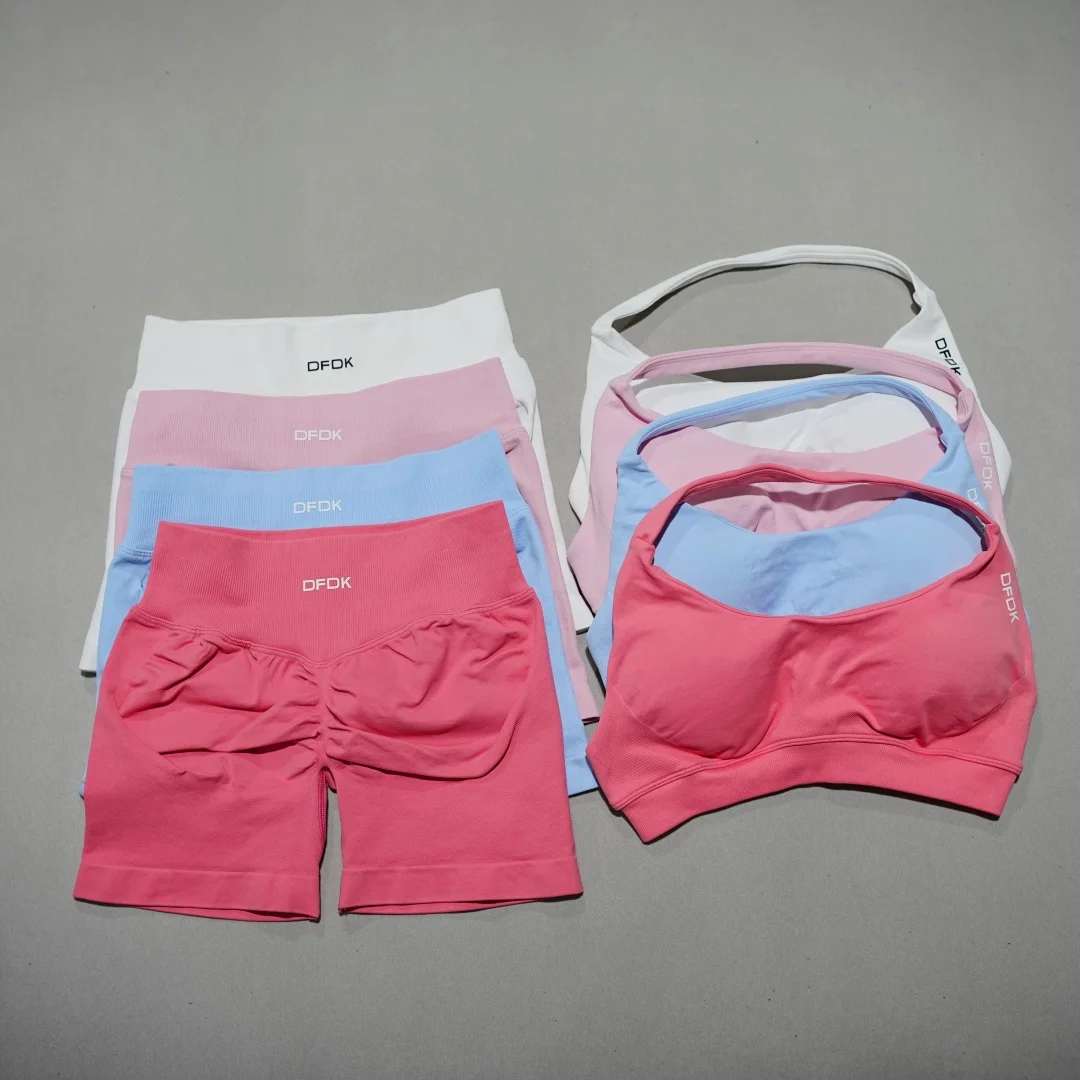 Ensemble de sport 2 pièces DFDK pour femme : Soutien-gorge push-up à lacets et leggings taille haute sans couture pour yoga et gym, effet galbant fessier