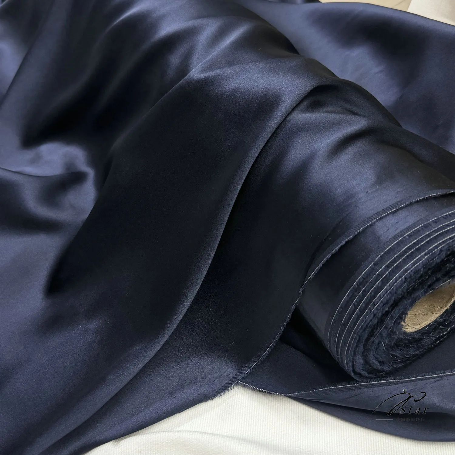 High-End Blue Stretch Silk Satin Fabric Shirt Pajamas Hair Ring Crepe Satin Silkworm Silk Section Fabric Spring and Summer