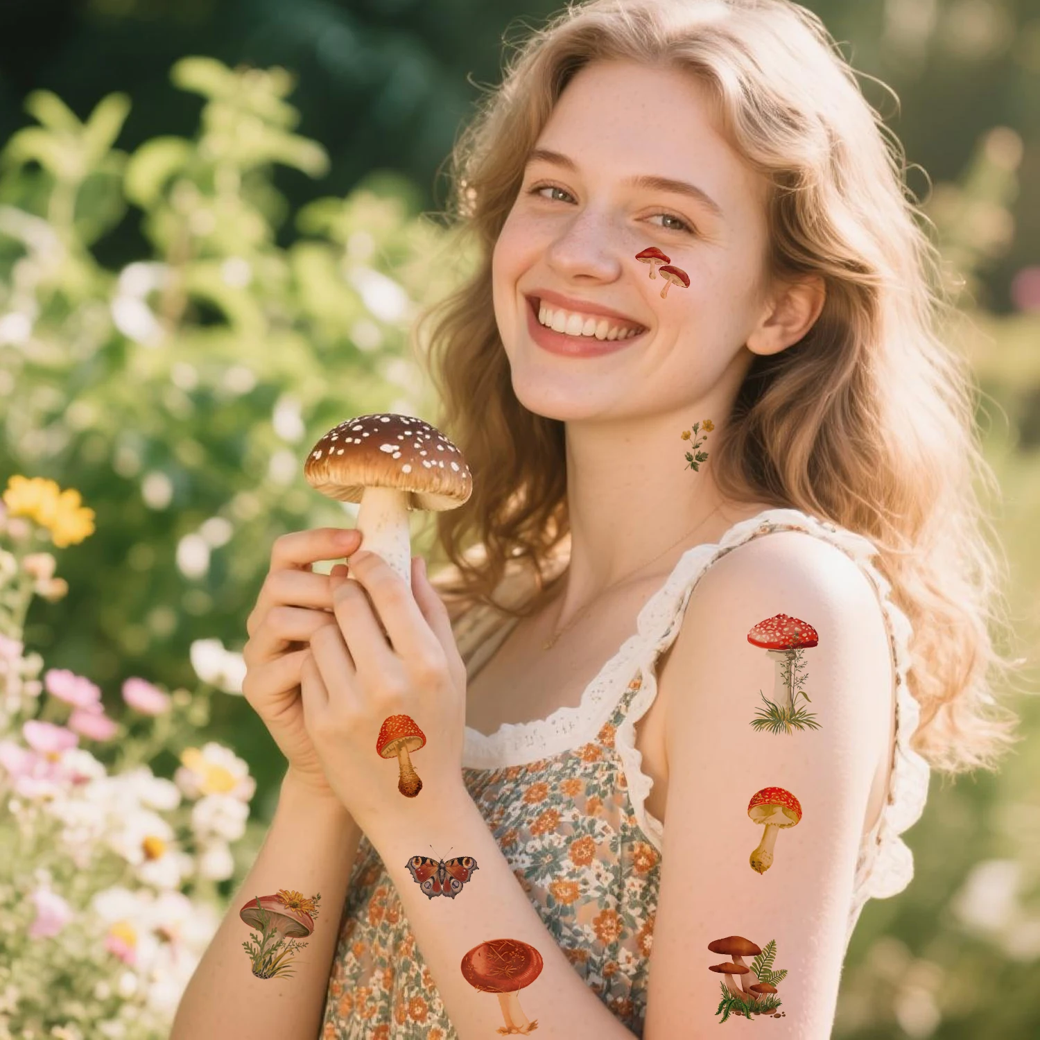 รอยสักชั่วคราวเห็ด -10 แผ่นแมลงและผีเสื้อเห็ดสีแดงธีมป่าสติกเกอร์รอยสักชั่วคราว