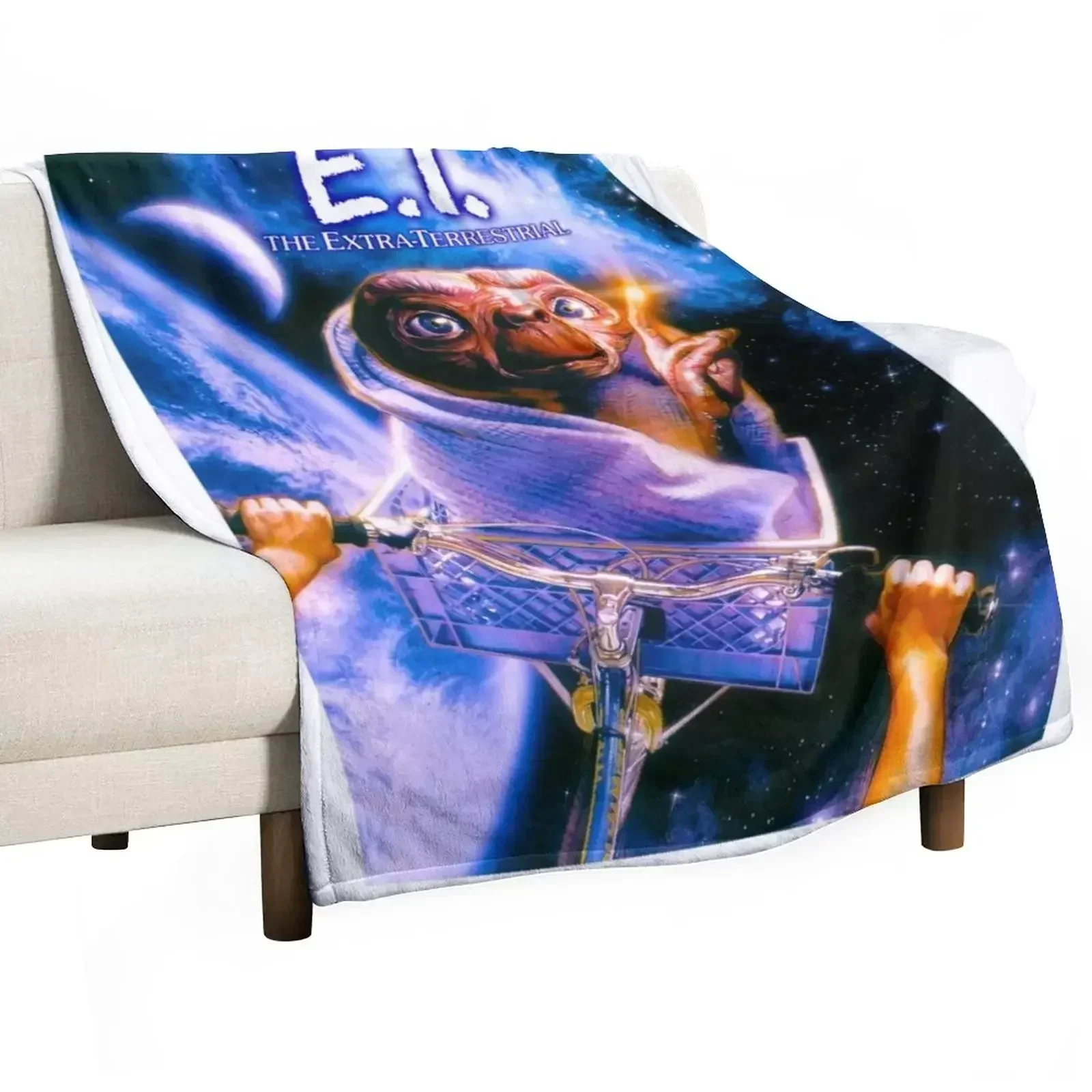 ET the Extra Terrestrial Throw Blanket Wrinkle Resistant Lightweight Blanket