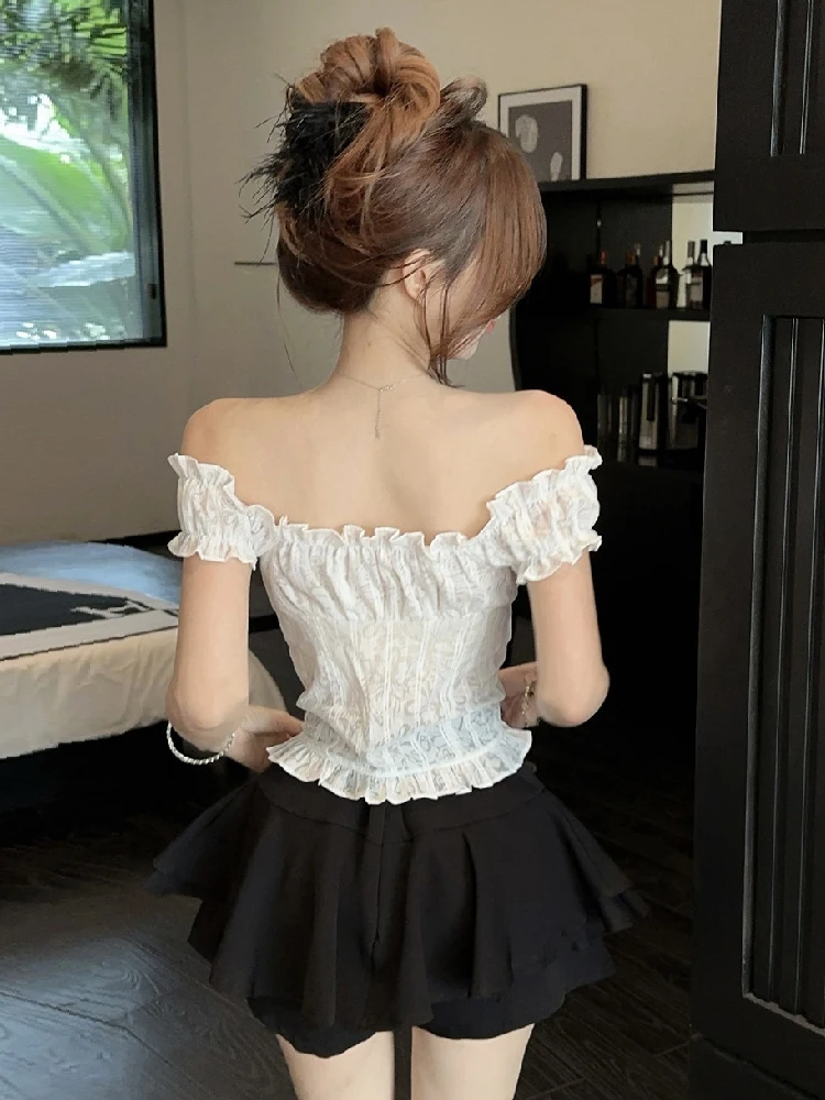 

Slim Fit T-irt with Dstring And Neline Exposure Pure Color oulder Baring Floral Lace Design ort Sve V Ne Top