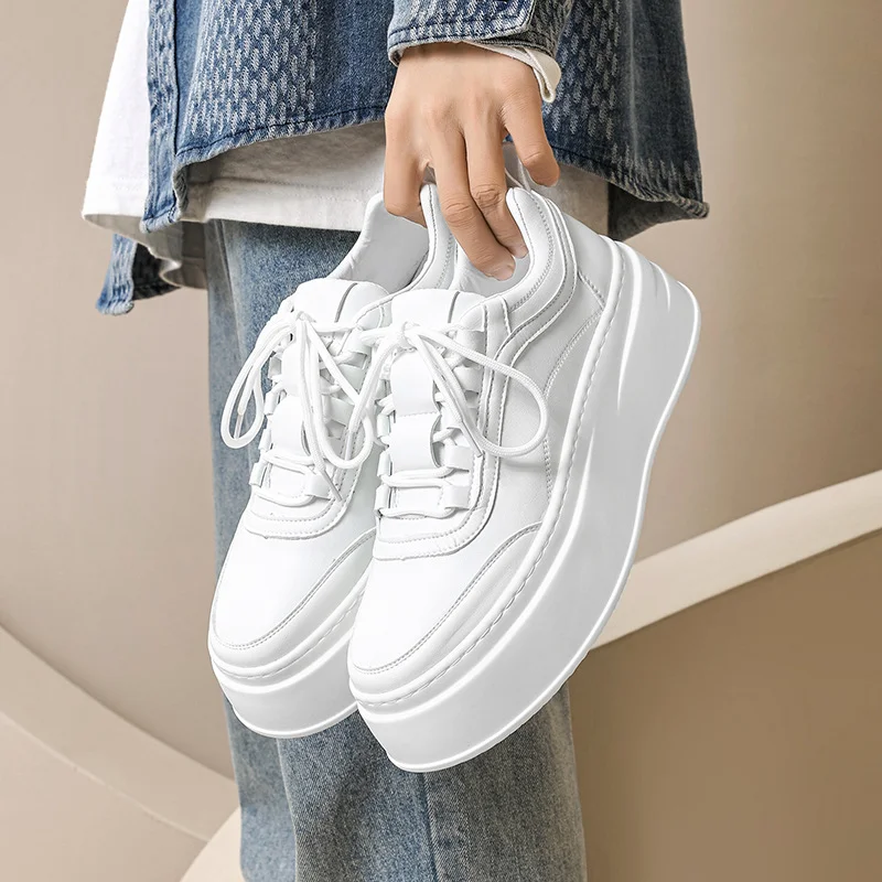 Men Platform Leather Casual Shoes Spring Popular Comfortable Men Flats Shoes Student Youth Small White Shoe Fashion Man Sneakers