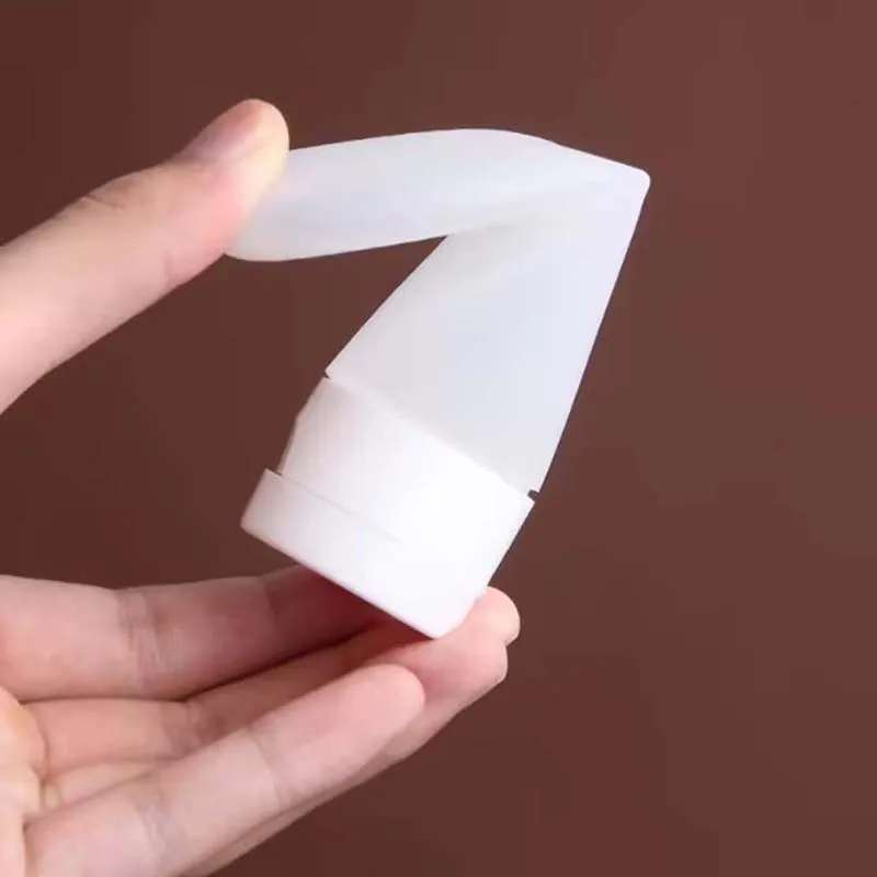 PE Hose Cosmetic Refillable Empty Bottle Flip Cap Squeeze Bottle Cleanser Shampoo Body Wash Dispenser Portable Travel Toiletry