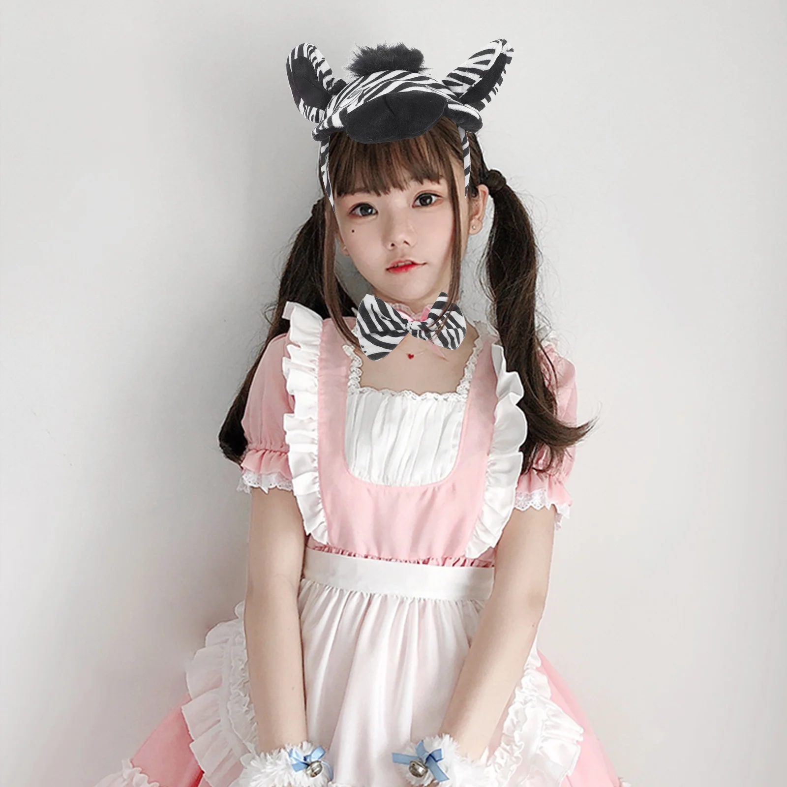 

1 комплект, детский костюм зебры, повязка на голову, галстук-бабочка, перчатки, комплект с хвостом, косплей с животными для малышей, вечерние аксессуары для Хэллоуина, реквизит