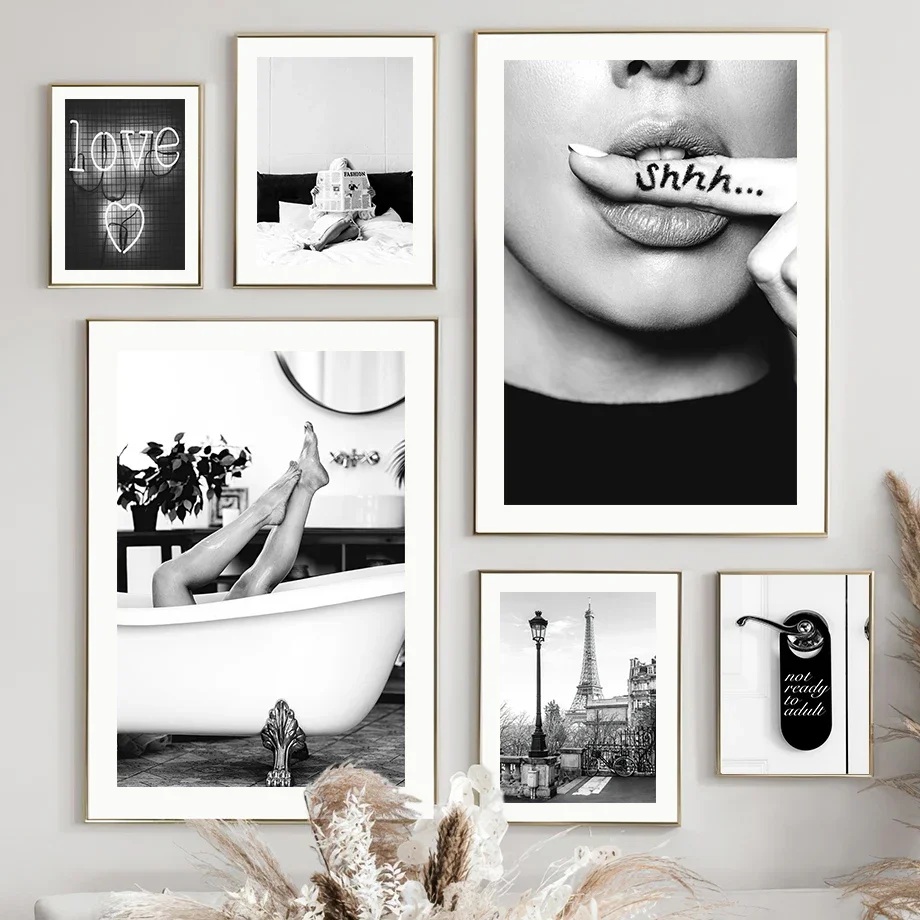 Paris City Towel Love Kiss Girl Black White Living Room Decoration Posters And Prints Wall Art Canvas Painting  Wall Pictures