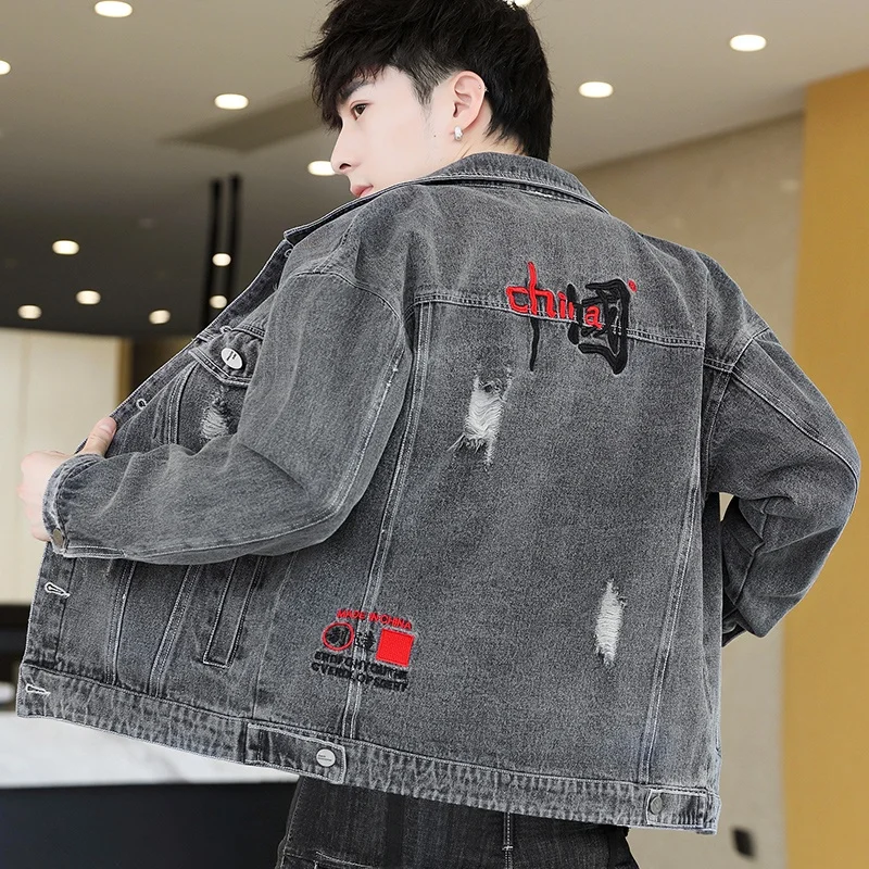

Мужская джинсовая куртка в стиле casual с вышивкой, отложным воротником, рабочая одежда, топ в корейском стиле, зимняя модная верхняя одежда, смесь хлопка и полиэстера