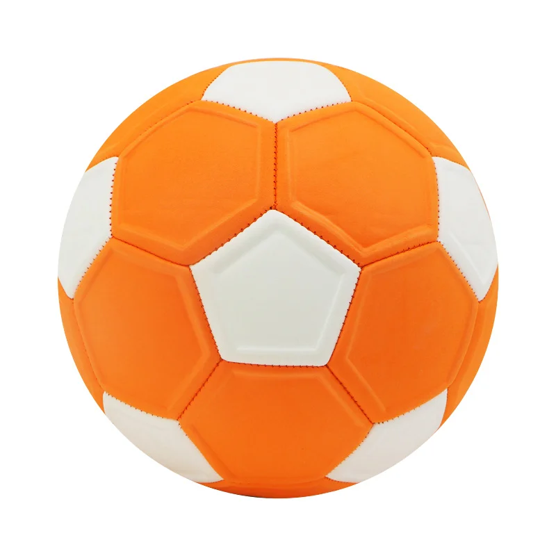 Рисунок 4 - Изогнутый мяч Scimitar в полнолуние