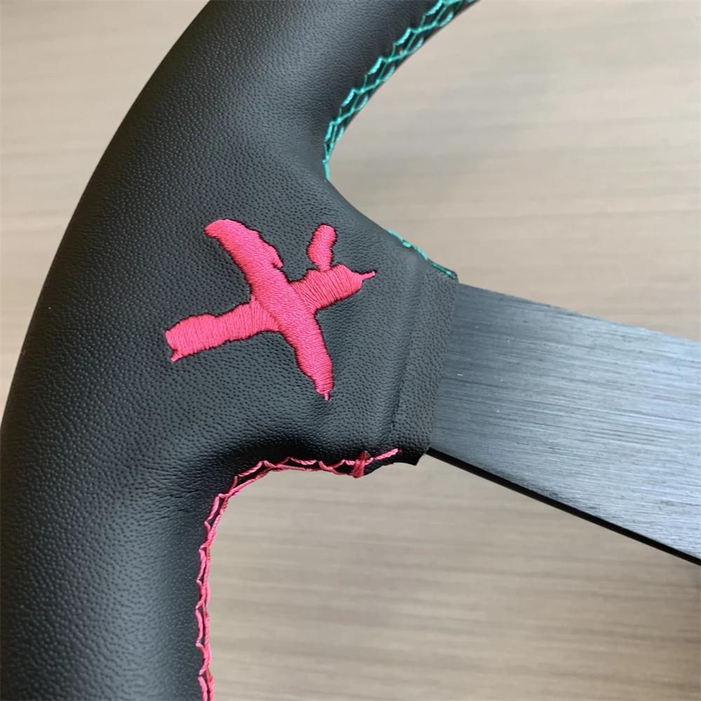 345 مللي متر نمط مخصص عجلة القيادة الرياضية الملونة خياطة التطريز سباق عجلة القيادة مع جلد ستوكات