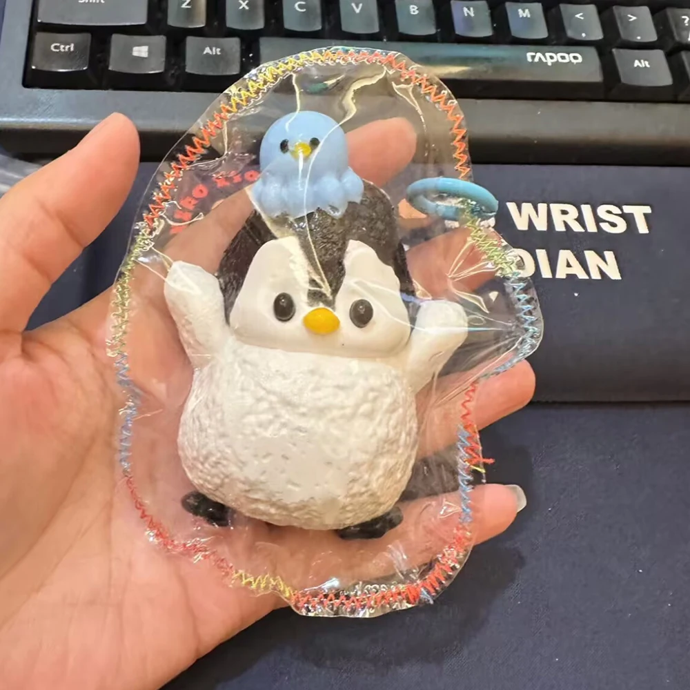 brinquedo-antiestresse-de-pinguim-gordinho-fofo-de-recuperacao-lenta-ultra-macio-brinquedo-de-apertar-super-macio-presente-criativo-e-divertido-para-o-natal
