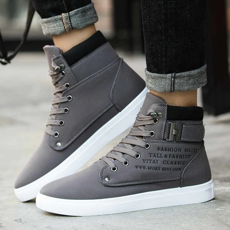 Men\'s Casual Flats Sneakers Winter High-Top Canvas Shoe for Men Fashion Lace Up Men\'s Vulcanized Shoes Suede Student Shoes 2023