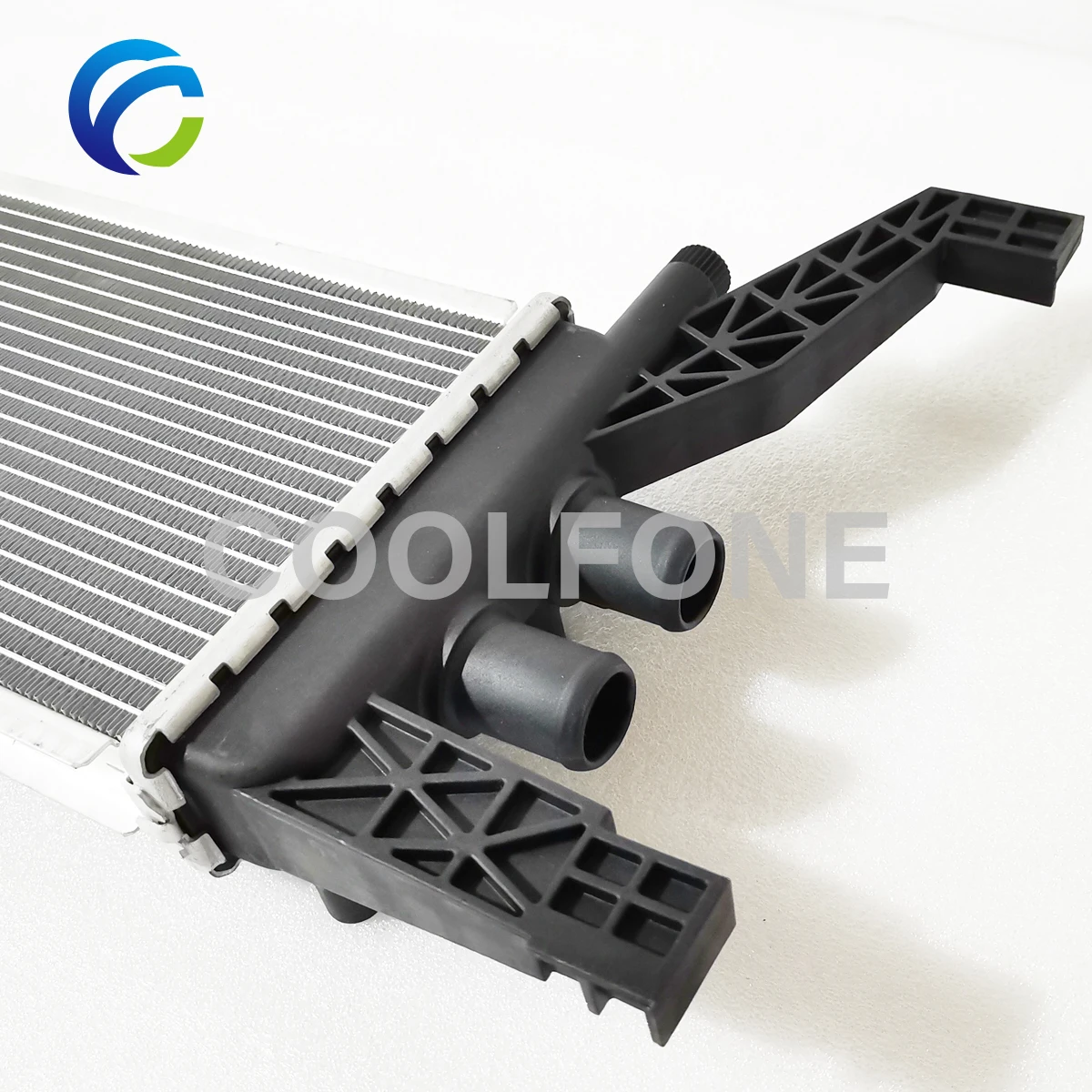 Engine Cooling Radiator for MASERATI GHIBLI M157 LEVANTE M161 QUATTROPORTE VI 3.0 2013- 670009821 670003406