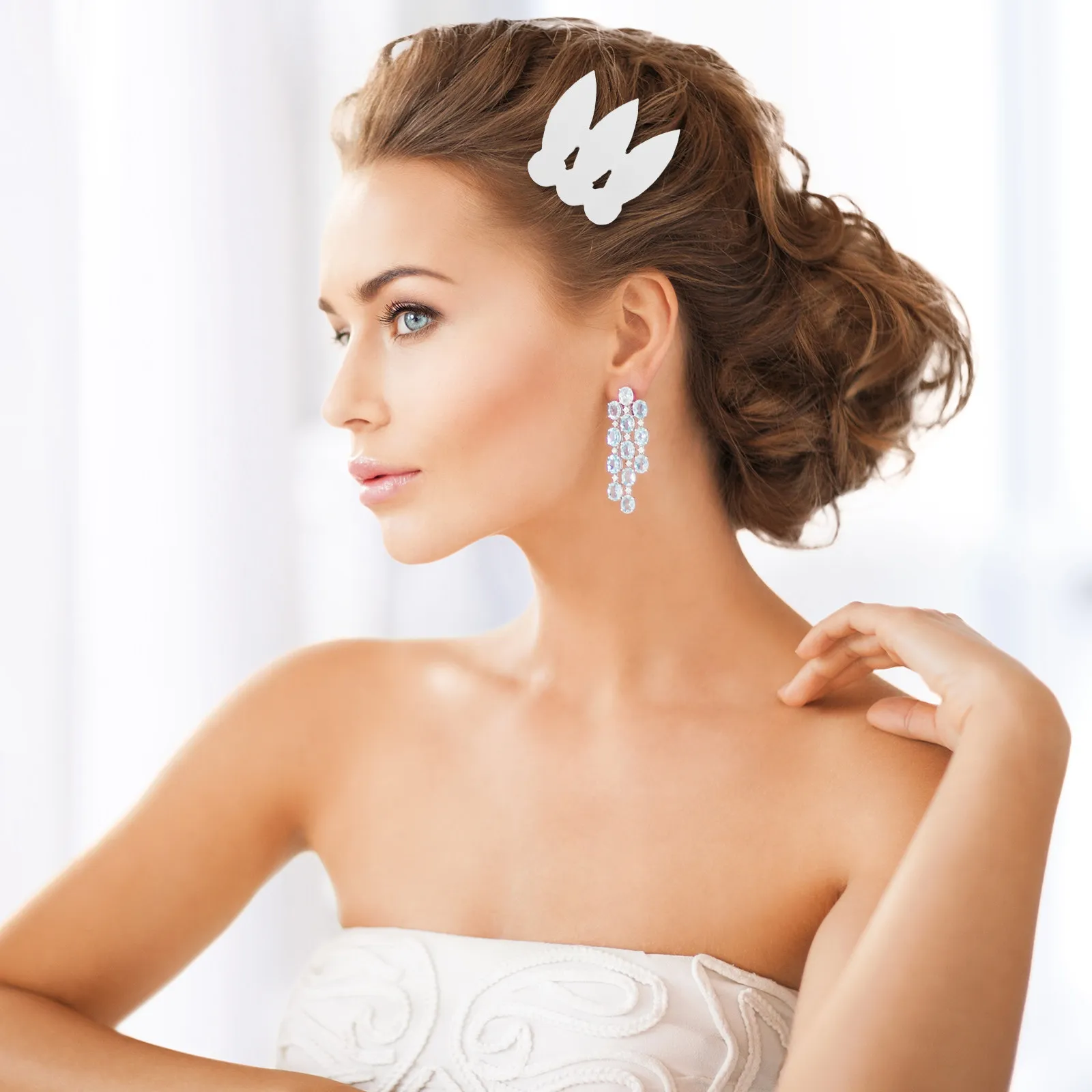 

4Pcs Moon Headdress Hair Accessories Set for Women Girls Crescent Shaped Rhinestone Hair Pins Barrettes for Cosplay Parties