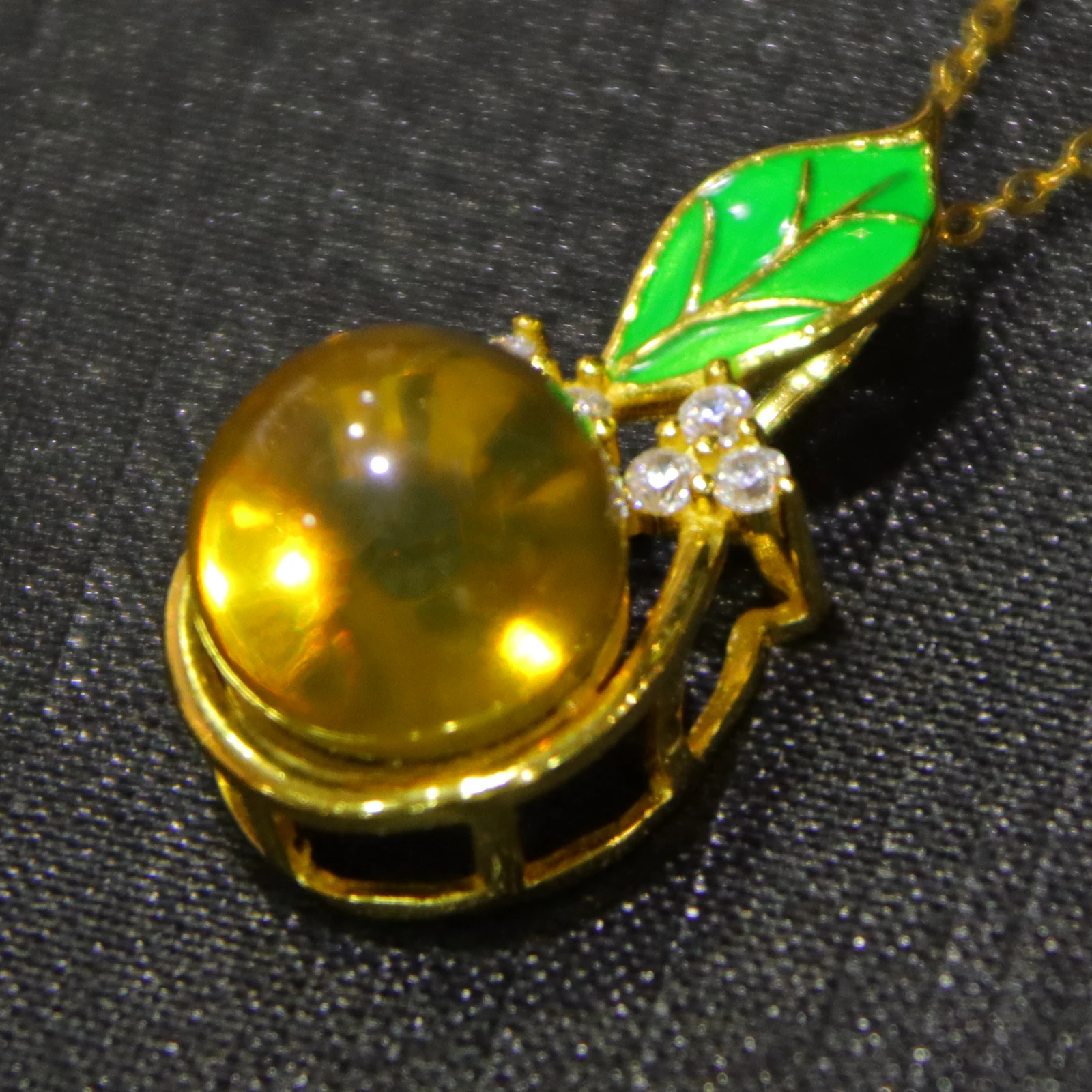 Natural Mexican Blue Amber Pendant Sterling Silver Setting Leaf Clasp Design 11mm Round Bead