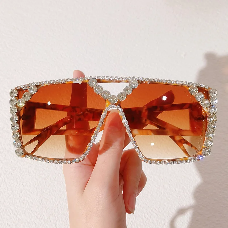 Oversized Rhinestone-Embellished Sunglasses, Stylish & Quirky Eyewear for Travel & Parties