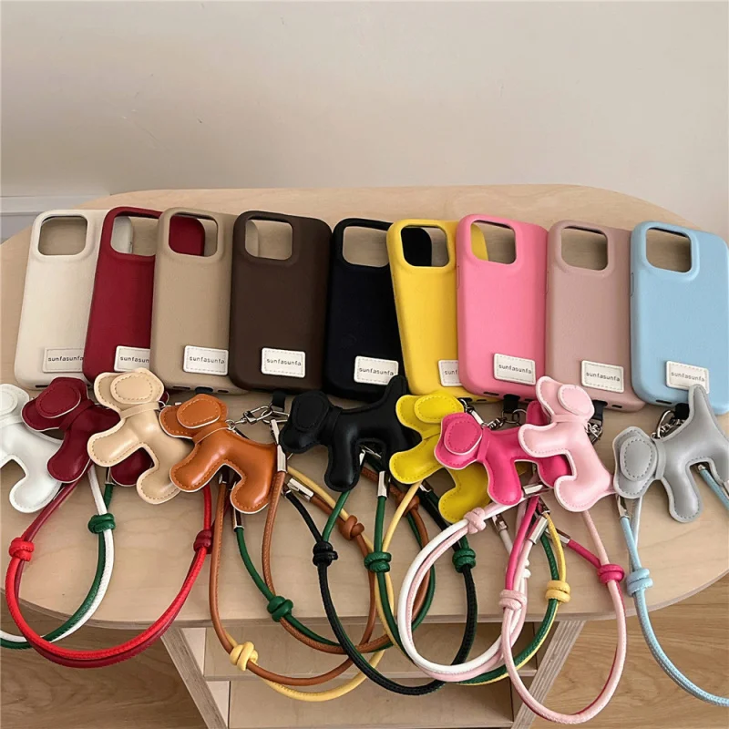 

Leather Sausage Dog Two-Color Short Rope Phone Case Suitable for Apple16/15/14PCartoon solid color caseiPhone17P