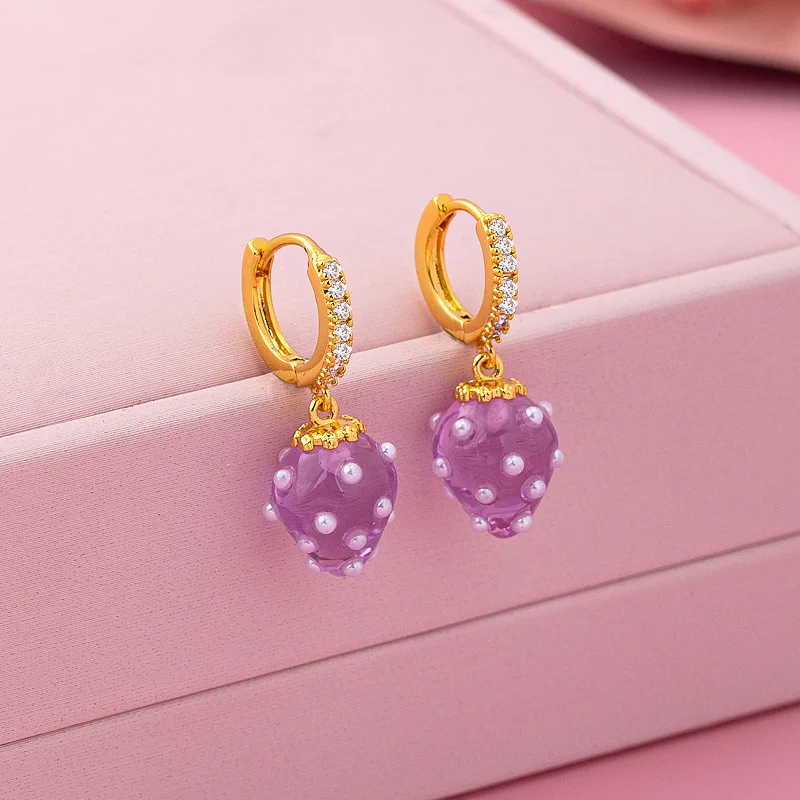 Holiday Style Sweet Cute Violet Purple Strawberry Resin Dangle White Pearl Strawberry Pendant Hoop Exquisite Versatile Earrings