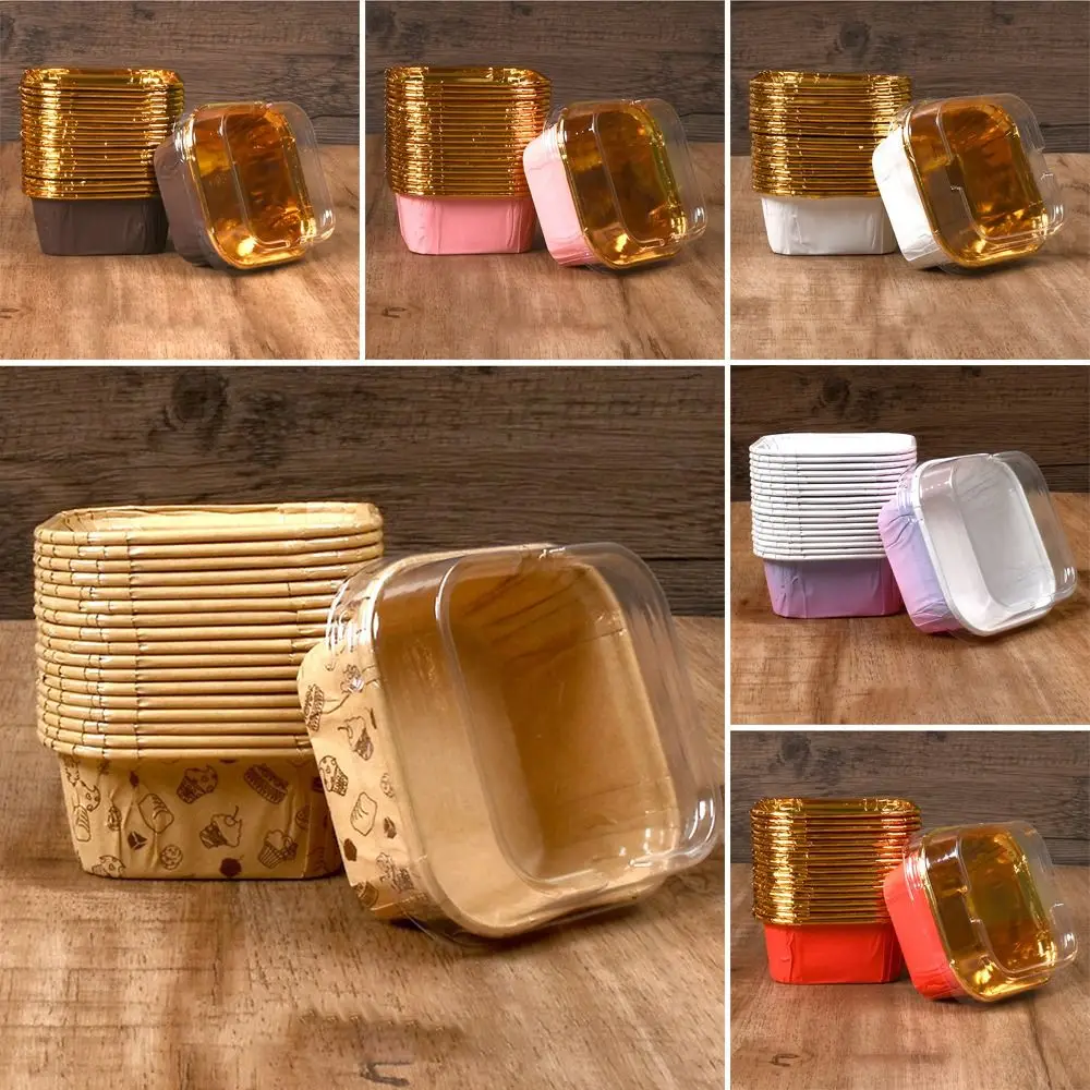 Caja de papel con letras marrones para magdalenas, revestimiento cuadrado para magdalenas, caja para hornear magdalenas, bandeja para tazas, decoración para fiestas de cumpleaños, 50 piezas