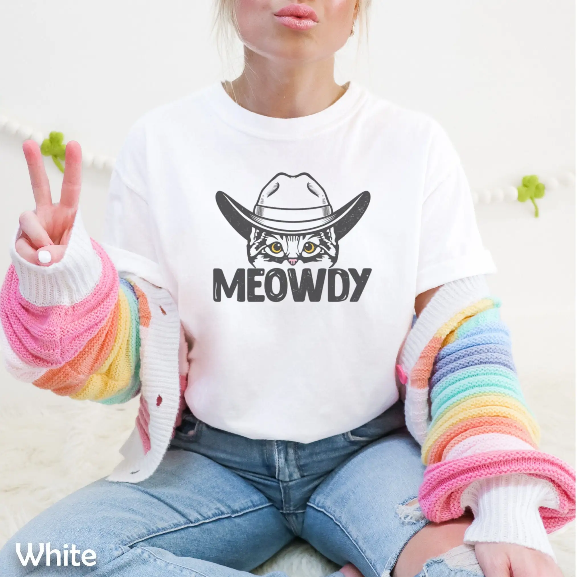 Meowdy Cat T Shirt Funny Mom Lover For Her Cute Girlfriend Mama Comfort Colors