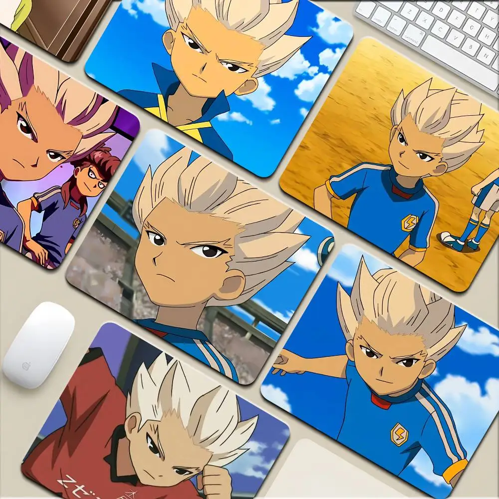 لوحة ماوس صغيرة من Anime Inazuma Eleven، وسادة كمبيوتر محمول مضادة للانزلاق