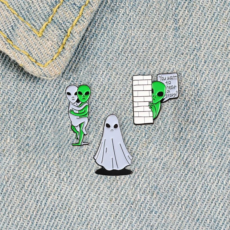 Cartoon Green Aliens Enamel Pins Ghost YOU WANT TO HEAR A STARY?Brooch Alloy Clothing Backpack Badge Jewelry Accessories