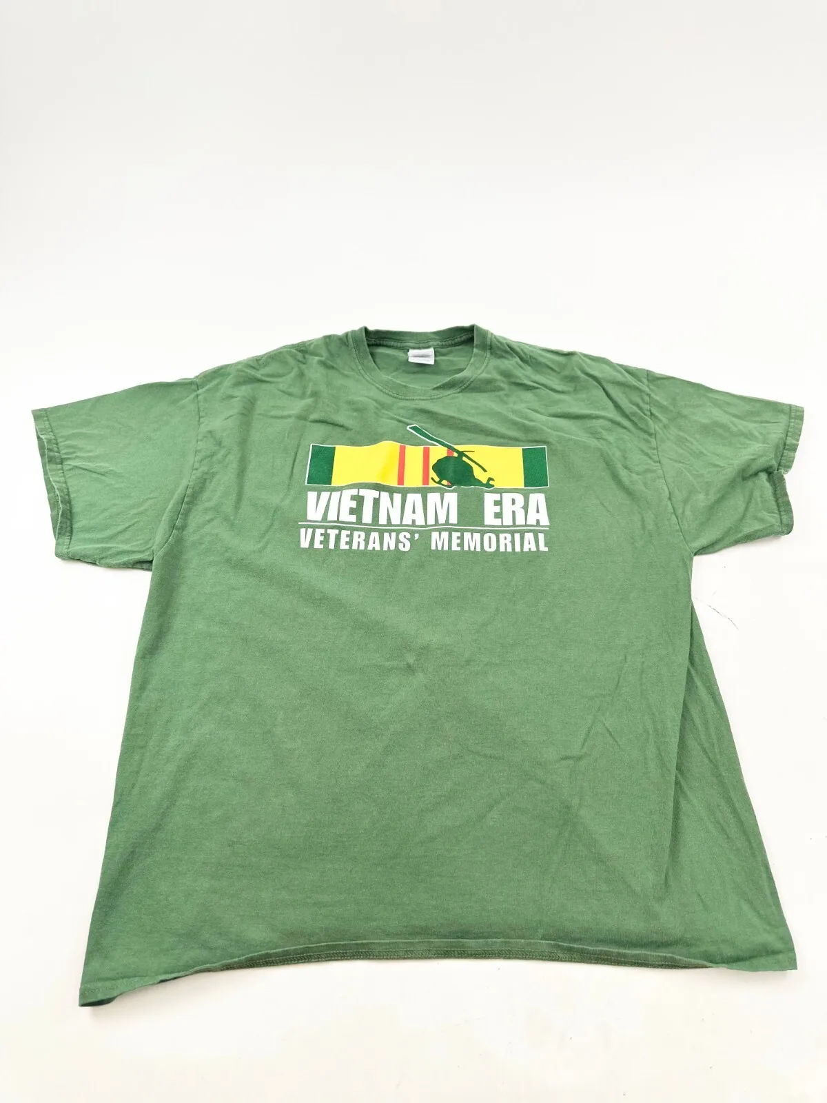 Chemise commémorative des anciens combattants pour hommes 2XL vert Vietnam ERA graphique t-shirt col rond