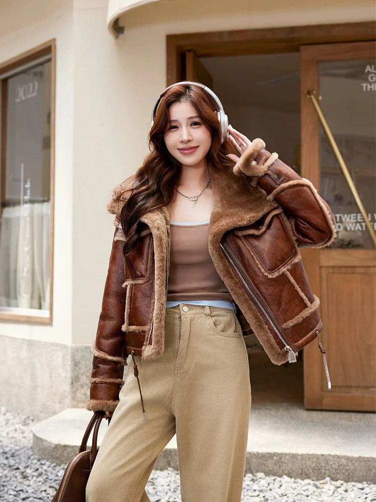 Trendy Women New Brown Leather Jacket Women Fur One-piece Fur Winter Short Motorcycle Jacket