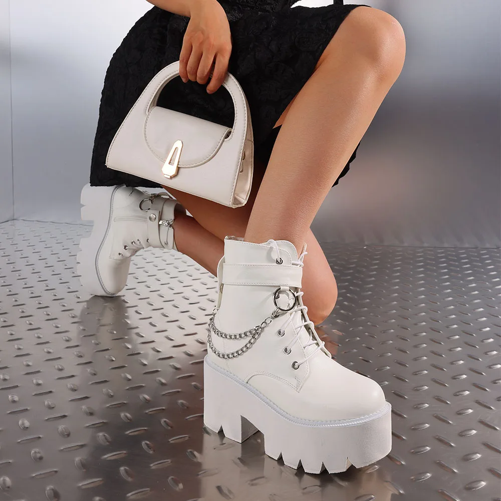 المرأة القوطية حذاء من الجلد سميكة القاع منصة سلسلة معدنية ديكور الشرير مكتنزة عالية الكعب دراجة نارية أحذية بوت قصيرة موضة Stylis