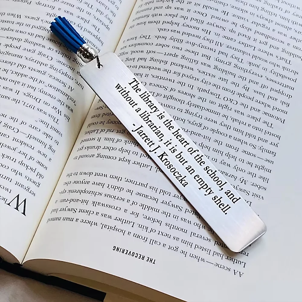 Customized Bookmarks for Women Men Engraved Letters Gold Stainless Steel Custom Logo Book Mark with Colorful Tassel Jewelry Gift