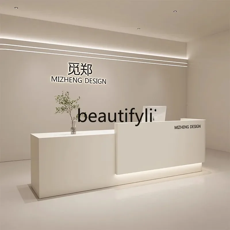 Stół recepcyjny w stylu zzqCream, zakrzywiony, do sklepu odzieżowego damskiego, baru, salonu kosmetycznego, gablota.