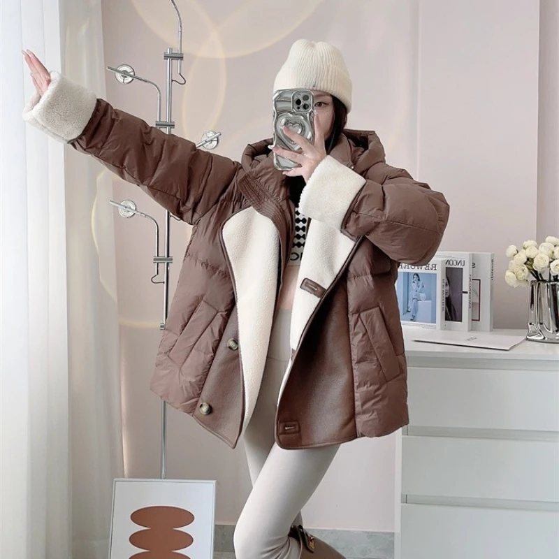 

Short Winter Coat Female Winter Jackets Woman 2024 Korean Fashion Splicing Lamb Wool Lapel Down Jacket Loose Thicken Coats Down