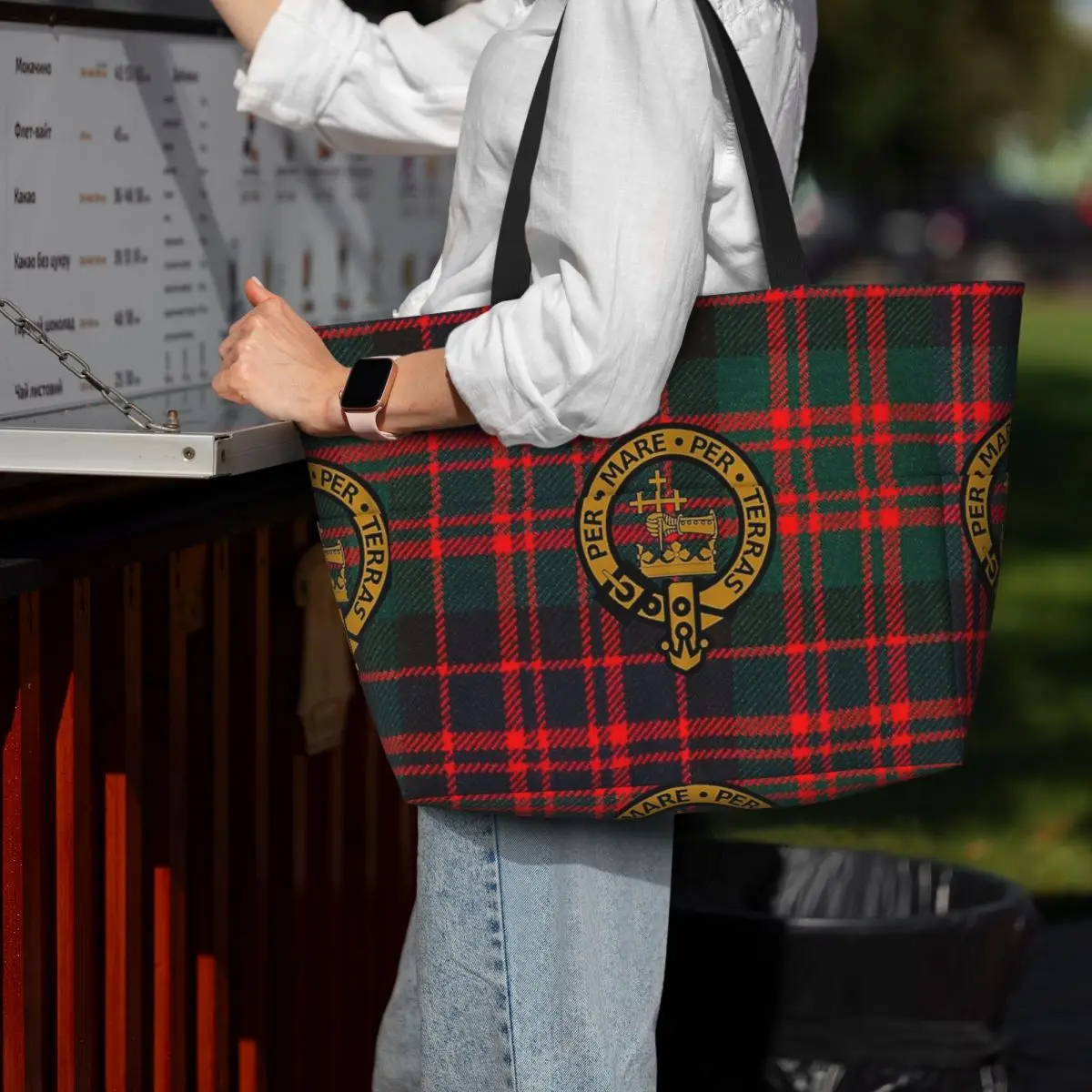 

MacDonald Clan Tartan With Clan Crest Пляжная сумка-тоут Спортивная сумка для спортзала и йоги Большая сумка-тоут Женская дорожная сумка Сумка для фитнеса