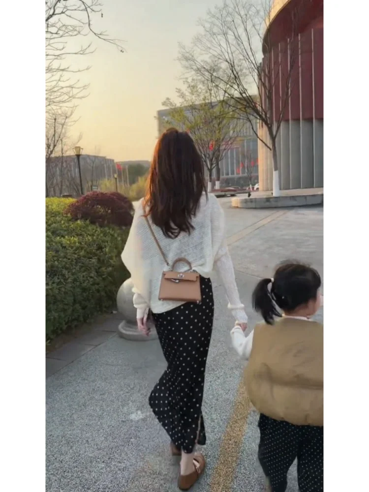 

Spring Summer 2026 Women's Korean Style Knitted Shift Dress High Waist Slimming Side Slit Polka Dot Half Skirt Casual Fashion