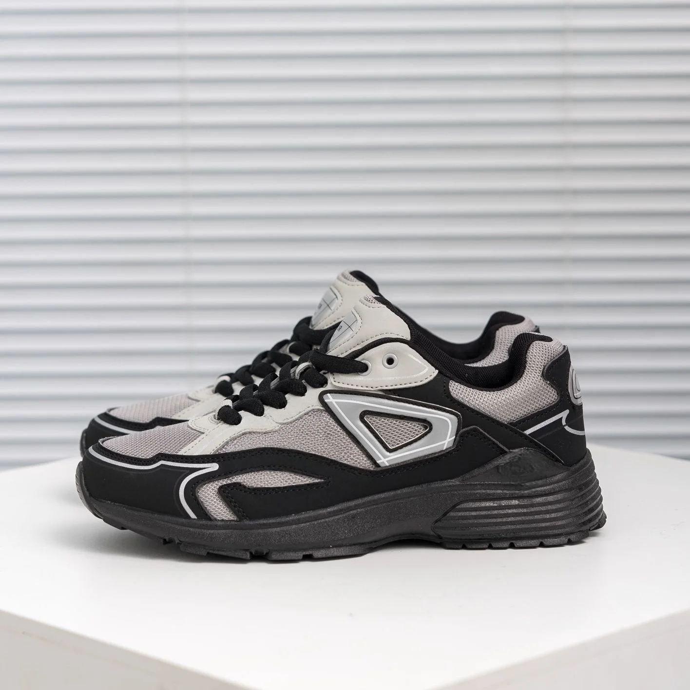 2026 Mode Hoge Kwaliteit Party Heren Ademend Mesh Dunne Stijl Zomer Casual Sneakers Comfortabele Lage Sneakers Loopschoenen