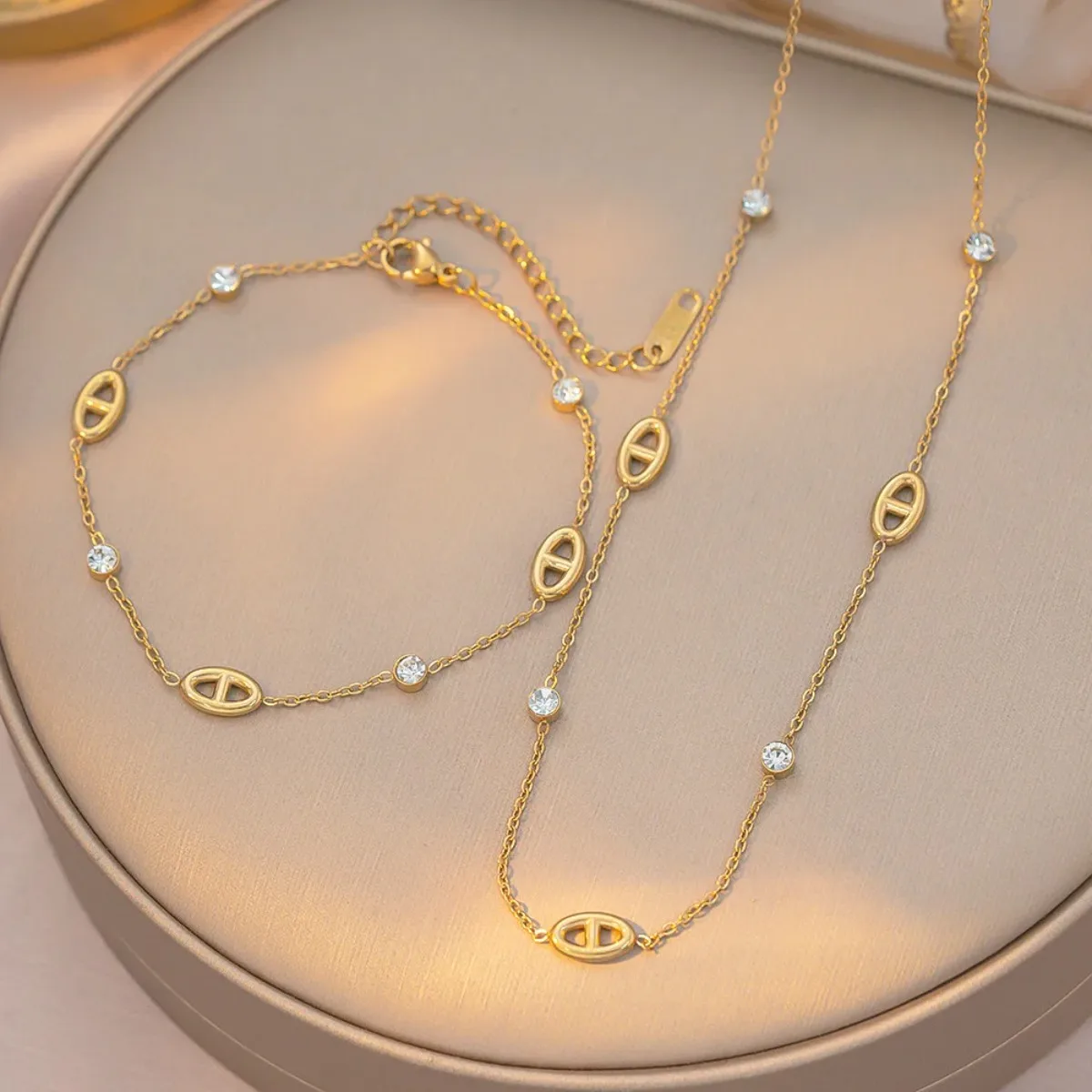 Ensemble collier et bracelet minimaliste de style français, zircon blanc, acier inoxydable, ensembles de bijoux pour femmes, chaîne de col élégante