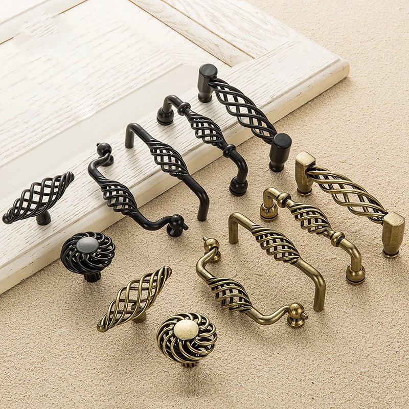 Beicai Vintage Antique Bronze Cabinet Handles Hollow Out Handles Drawer Knobs Wardrobe Door Pullers Furniture Handle