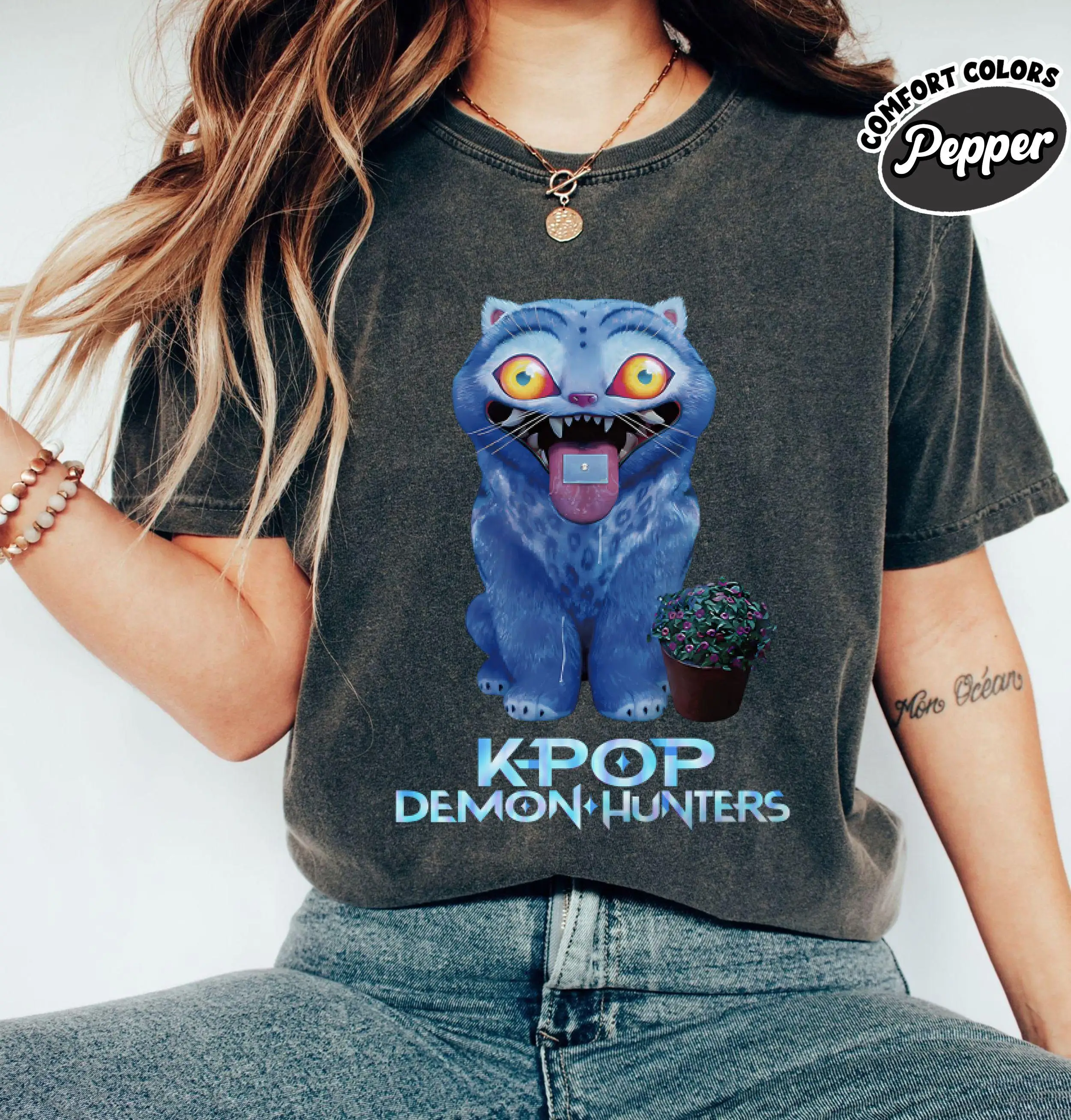 

Kpop Hunter Tiger Shirt Huntrix Jinu Shirt Saja Girls Tee Kpop Movie Fan Gift Kpop Huntrix Shirt Saja Boys Demon Hunters Shirt