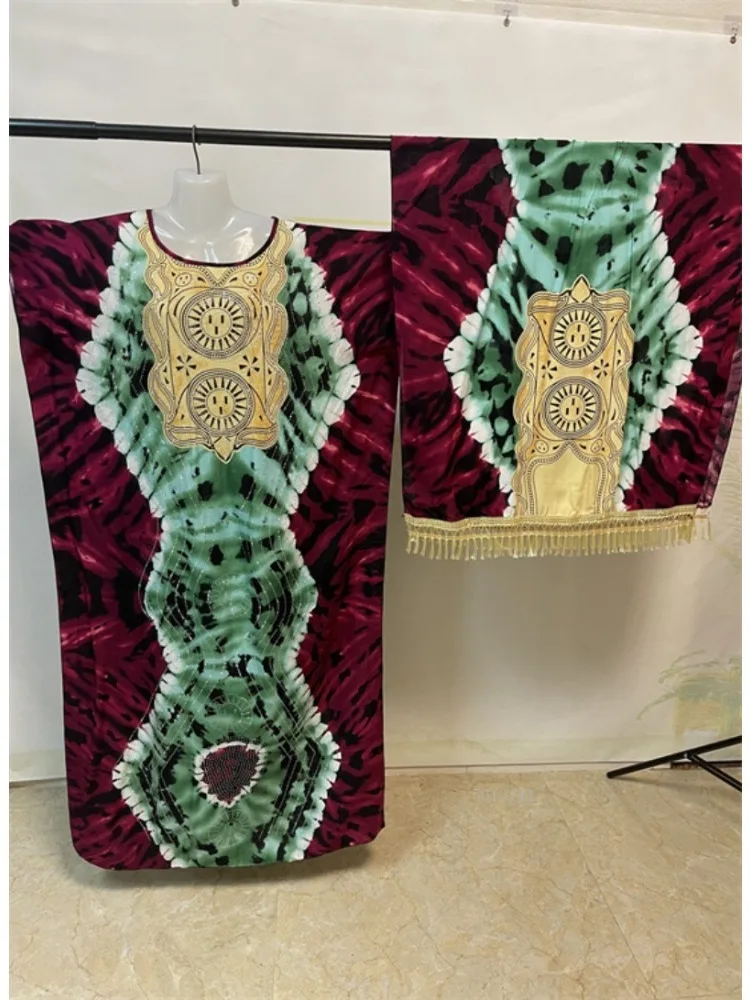 Abito kimono in rayon morbido da donna elegante con stampa di diamanti ricamati taglie forti con sciarpa con frange