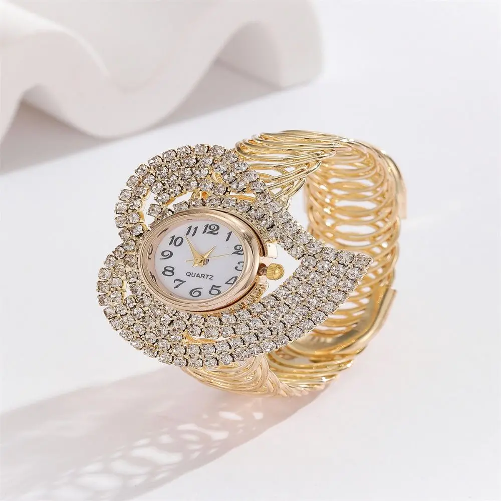 الفاخرة سوار الذهب ووتش سبيكة القلب كوارتز ساعة كريستال حجر الراين ساعات المعصم النساء