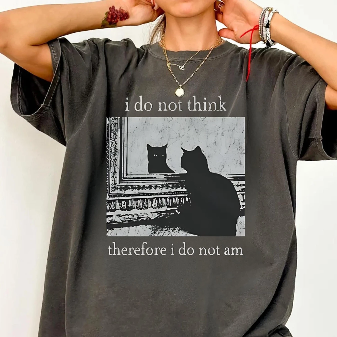 Ich denke nicht, deshalb bin ich nicht. T-Shirt, lustiges Katzen-Shirt, Grunge-T-Shirt, Vintage-Shirt, Witchy-Shirt, Goth-Shirt, Punk-Shirt