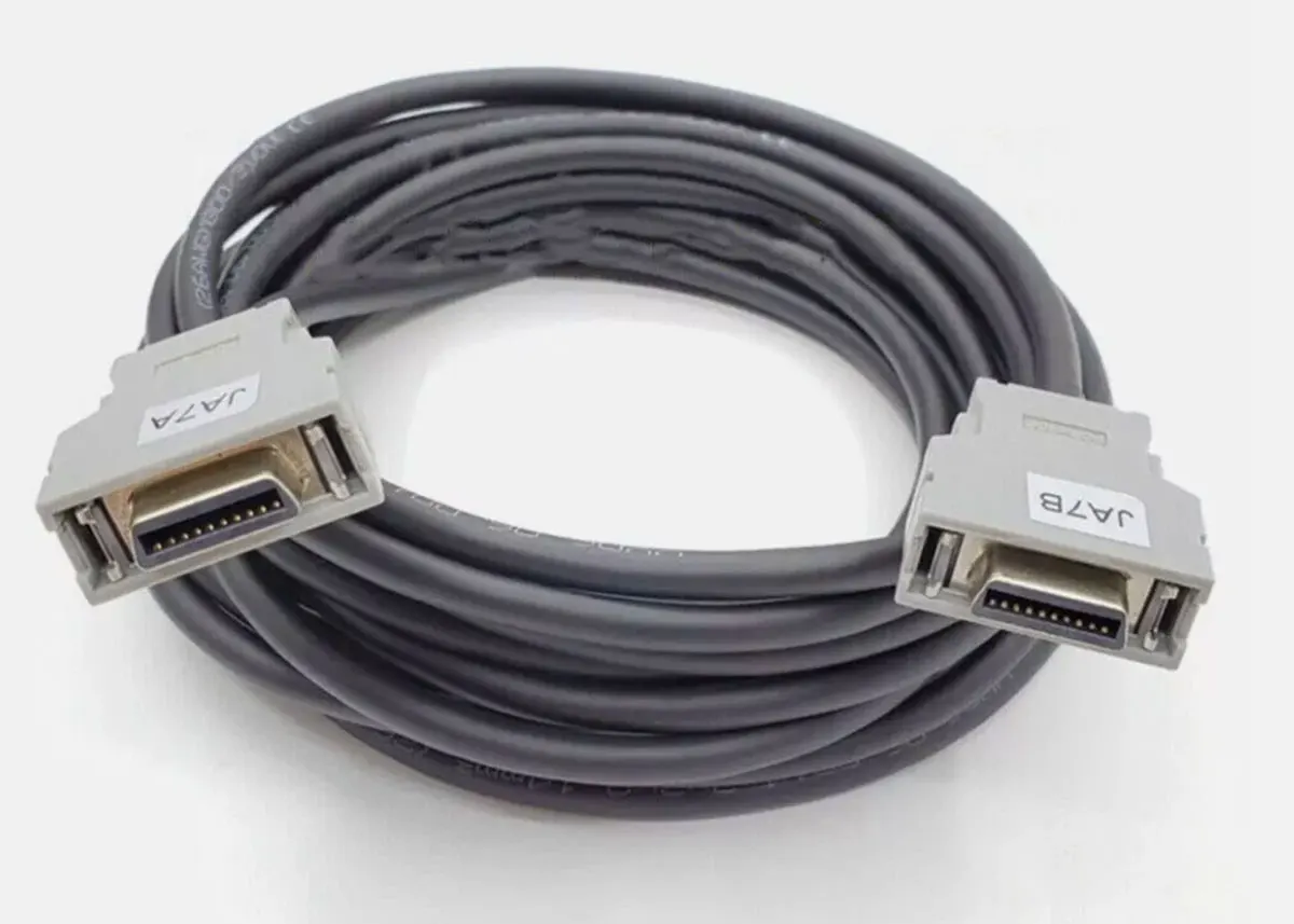 

Совершенно новый A02B-0200-K810 JA7B JA41-JA7B JA7A-JA7B Кабель последовательного порта шпинделя 5 м Гарантия один год