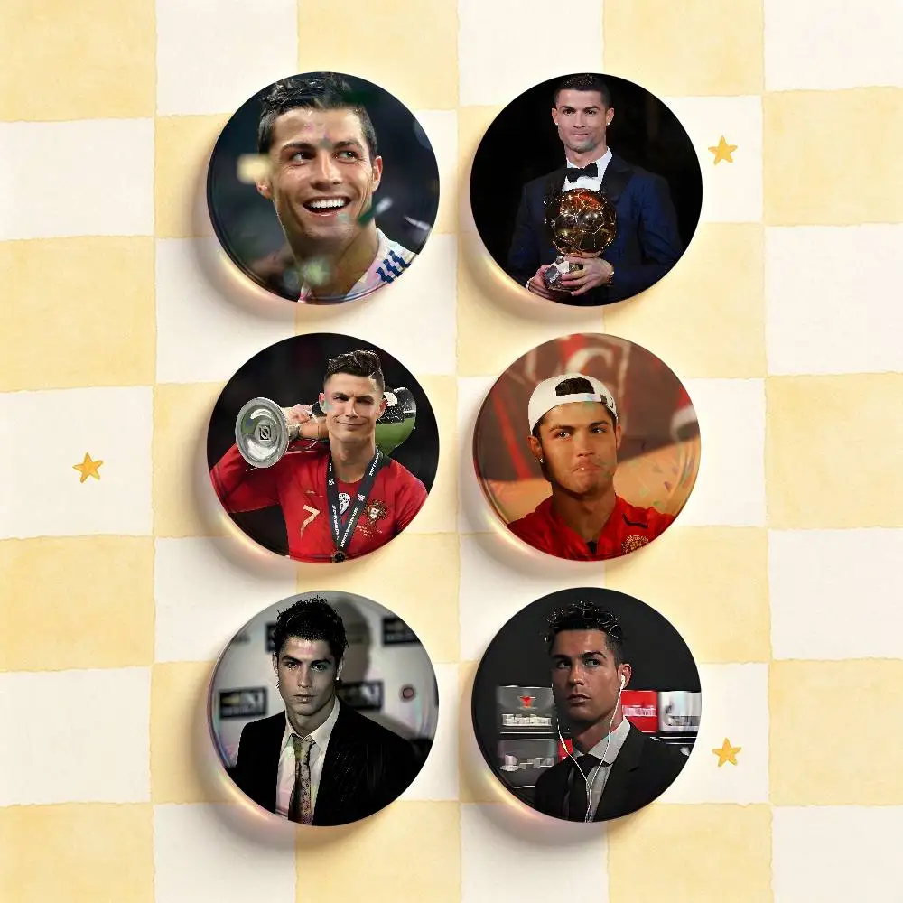 C-Cristiano R-Ronaldo HD Print Badges Pretty Round Display Brooches IP merchandise 32mm 58mm 75mm 44mm 25mm